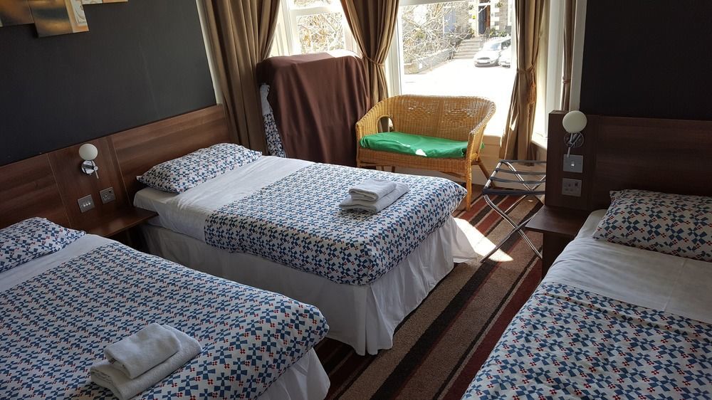 บลอสซัมเกสท์เฮาส์ Hotel เอดินบะระ ภายนอก รูปภาพ
